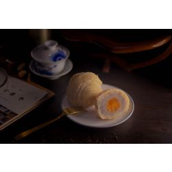 Crispy Yam Paste with Single Yolk Mooncake 